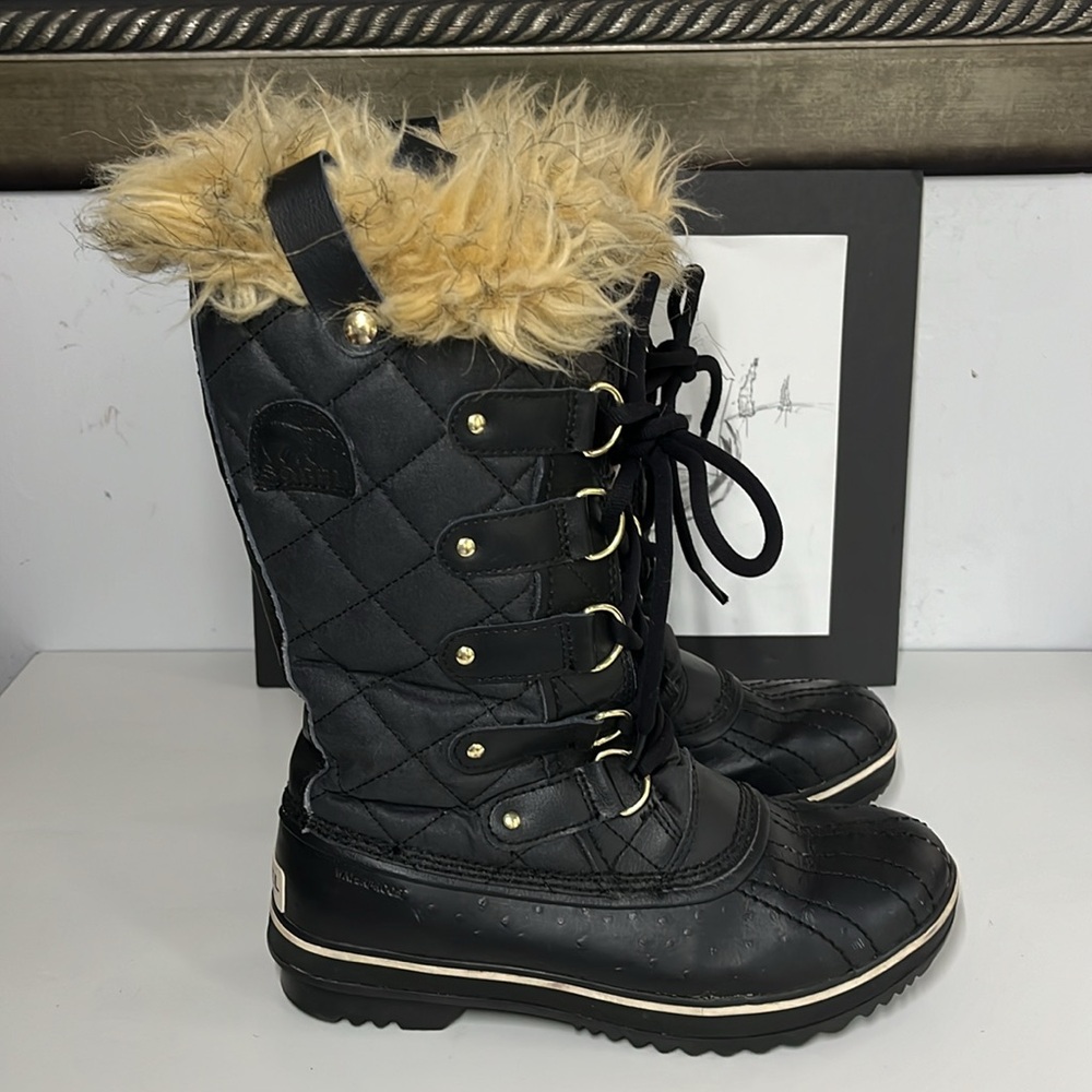 Sorel Tofino ll Coated Canvas Fur Lace
Up Winter Boots Women's Size 6.5 EU 38 - Picture 3 of 16